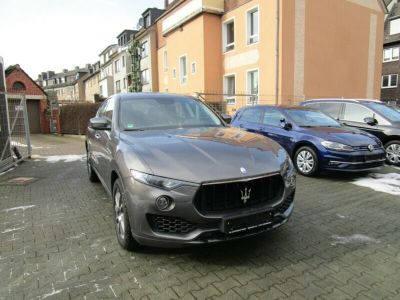 Maserati Levante 1 main * 4x4 - <small></small> 43.000 € <small>TTC</small> - #7