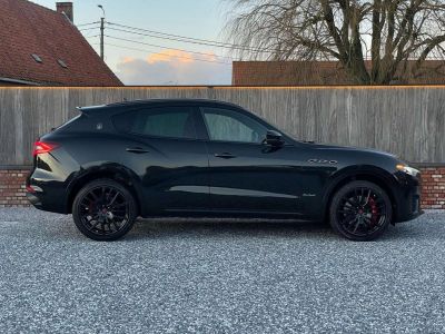 Maserati Levante gransport 3.0i V6 / Q4 / pano / sportseats / camera / btw  - 4