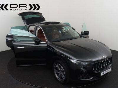 Maserati Levante S 3.0 V6 Q4 - LICHTE VRACHT LED PANODAK LUCHTVERING  - 11