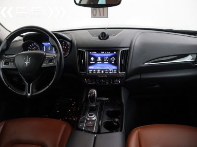 Maserati Levante S 3.0 V6 Q4 - LICHTE VRACHT LED PANODAK LUCHTVERING  - 17