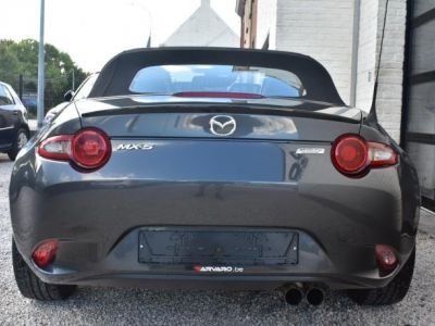 Mazda MX-5 2.0i  - 12