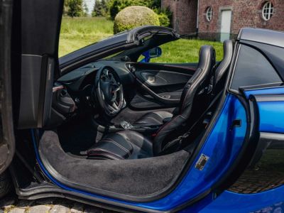 McLaren 570S Spider-Vega Blue-Xpel-Vat refundable-like new  - 18