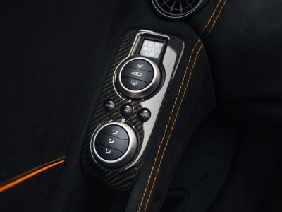 McLaren 650S Spider *Carbon Black* - <small></small> 169.900 € <small>TTC</small> - #35