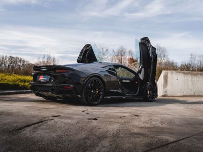 McLaren GT MSO Black Pack Luxury Lift B&W  - 10