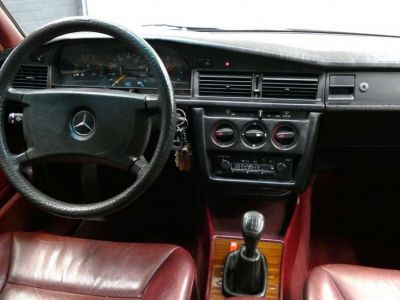 Mercedes 190 diesel  - 14