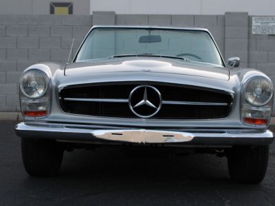 Mercedes 200 200-Series  - <small></small> 117.000 € <small>TTC</small>