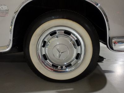 Mercedes 220 220S cabrio  - 18