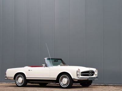 Mercedes 280 sl pagoda W113 2800 cc inline 6 cilinder 168 bhp  - 7