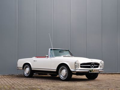 Mercedes 280 sl pagoda W113 2800 cc inline 6 cilinder 168 bhp  - 11