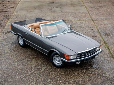 Mercedes 280 SL R107 | LOW MILEAGE FULL LEATHER MANUAL 5-SP  - 1