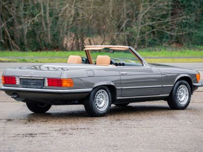 Mercedes 280 SL R107 | LOW MILEAGE FULL LEATHER MANUAL 5-SP  - 11