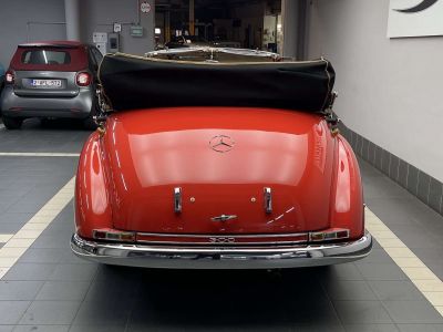 Mercedes 300 D Cabriolet - <small></small> 220.000 € <small>TTC</small> - #5