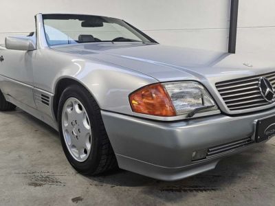 Mercedes 300 SL R 129  - 1