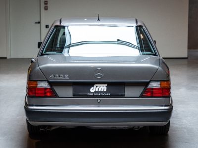 Mercedes 400 E W124 V8 - Elegance  - 9