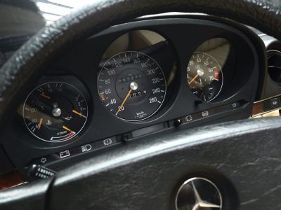 Mercedes 500 SLC  - 10