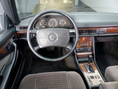 Mercedes 560 SEC  - 10