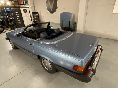 Mercedes 560 SL  - 17