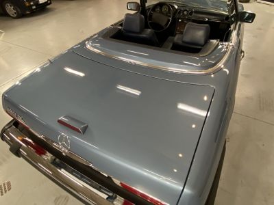 Mercedes 560 SL  - 25