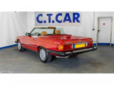 Mercedes 560 SL R107  - 8