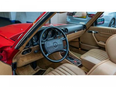 Mercedes 560 SL R107  - 11