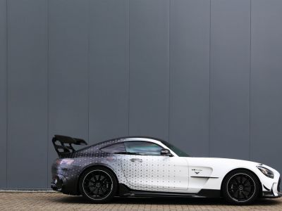 Mercedes AMG GT Black Séries 4.0L V8 producing 800 bhp  - 4