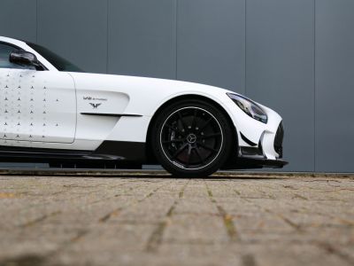 Mercedes AMG GT Black Séries 4.0L V8 producing 800 bhp  - 10