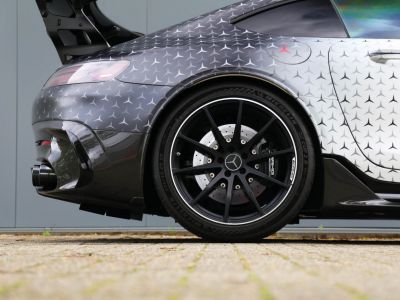 Mercedes AMG GT Black Séries 4.0L V8 producing 800 bhp  - 12
