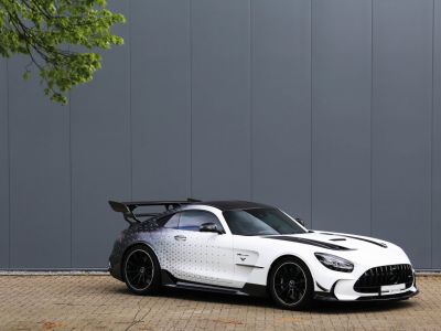 Mercedes AMG GT Black Séries 4.0L V8 producing 800 bhp  - 15