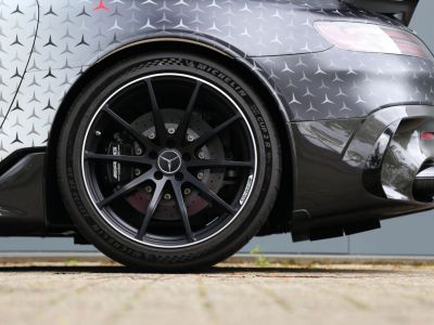Mercedes AMG GT Black Séries 4.0L V8 producing 800 bhp  - 32