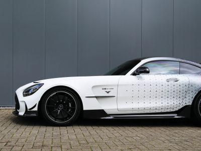 Mercedes AMG GT Black Séries 4.0L V8 producing 800 bhp  - 33