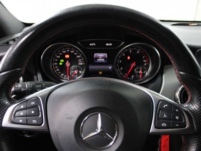 Mercedes CLA 180 AMG Line ~ Navi Shadow Led CC Top Deal  - 13