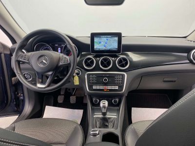 Mercedes CLA 180 d GARANTIE 12 MOIS 1er PROPRIETAIRE GPS XENON CUIR  - 8