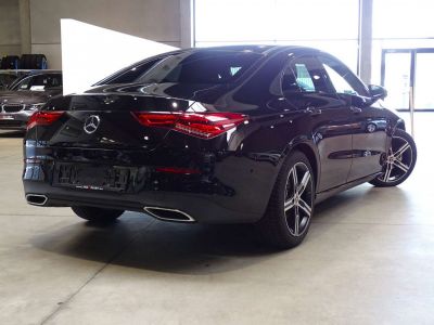 Mercedes CLA 180 Sedan Luxury 7GTRONIC  - 3