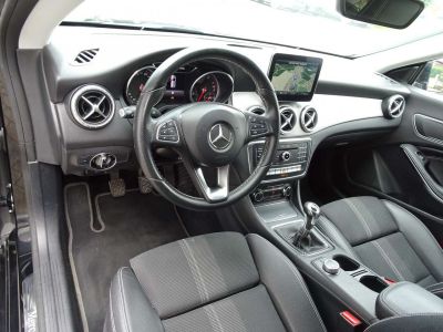 Mercedes CLA 180 Urban NAVI,SPORTZETELS,CRUISE,EL.KOFFER,ALU 18  - 9