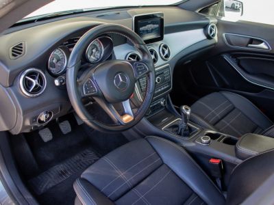 Mercedes CLA 200d - SPORTZETELS - AIRCO - PARKEERSENSOREN - XENON - LICHT- EN REGENSENSOR - EURO 6   - 12