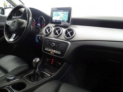 Mercedes CLA Shooting Brake 180 d ShootingBrake Urban  - 7