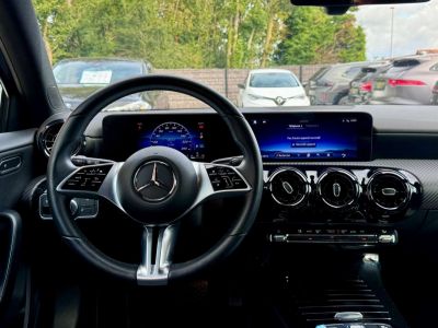 Mercedes Classe A 180 Caméra Sg chauffants GPS Feux LED  - 16