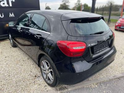 Mercedes Classe A 180 d -Capteurs avant et arrière- Sièges sport  - 3