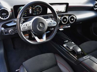 Mercedes Classe A 180 D AUT. AMG LINE  - 4