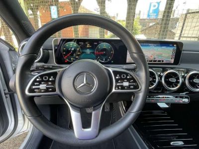 Mercedes Classe A 180 D*BOITE AUTO*WIDE SCREEN *CAMERA *PACK SPORT *STATIONNEMENT AUTOMATIQUE *EURO6*  - 10