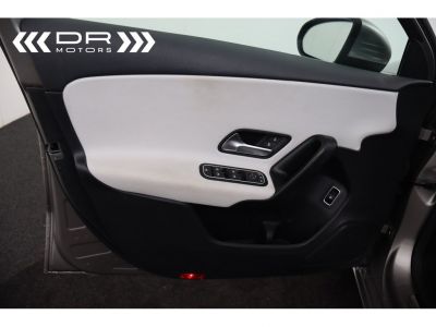 Mercedes Classe A 250 e-Hybrid - NAVI LED LEDER 20.150km!!!  - 44