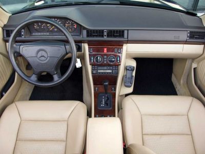 Mercedes Classe E 220 First paint - PERFECT Condition - Complete History  - 14