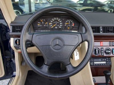 Mercedes Classe E 220 First paint - PERFECT Condition - Complete History  - 16