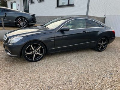 Mercedes Classe E 250 COUPE CGI BE Elegance 1799cc benzine  - 3