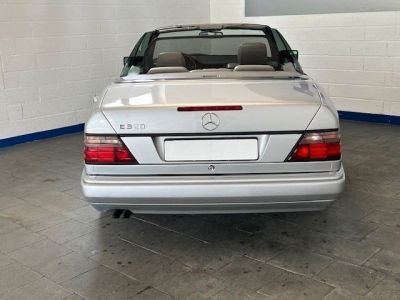 Mercedes Classe E 320 AMG Line -  W124  - 4