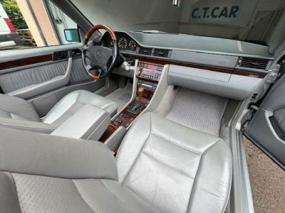 Mercedes Classe E 320 AMG Line -  W124  - 9