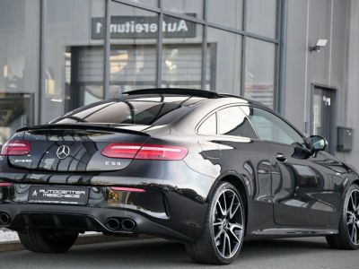 Mercedes Classe E 53 AMG Coupé 4M+ Widescreen  - 32