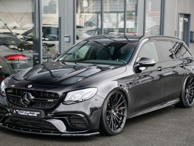 Mercedes Classe E 63 AMG S T Schalensitze  - 2