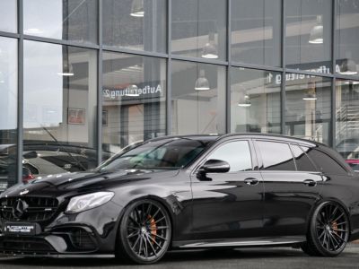 Mercedes Classe E 63 AMG S T Schalensitze  - 35