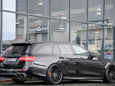 Mercedes Classe E 63 AMG S T Schalensitze  - 36